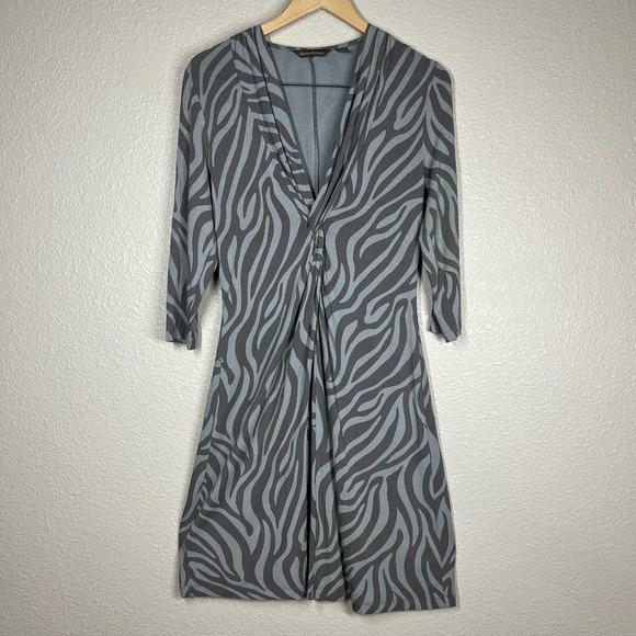 Tommy Bahama Dresses & Skirts - 🔴 5 for $25! Tommy Bahama Dress 3/4 Sleeve Blue/Grey Zebra Size Small‎